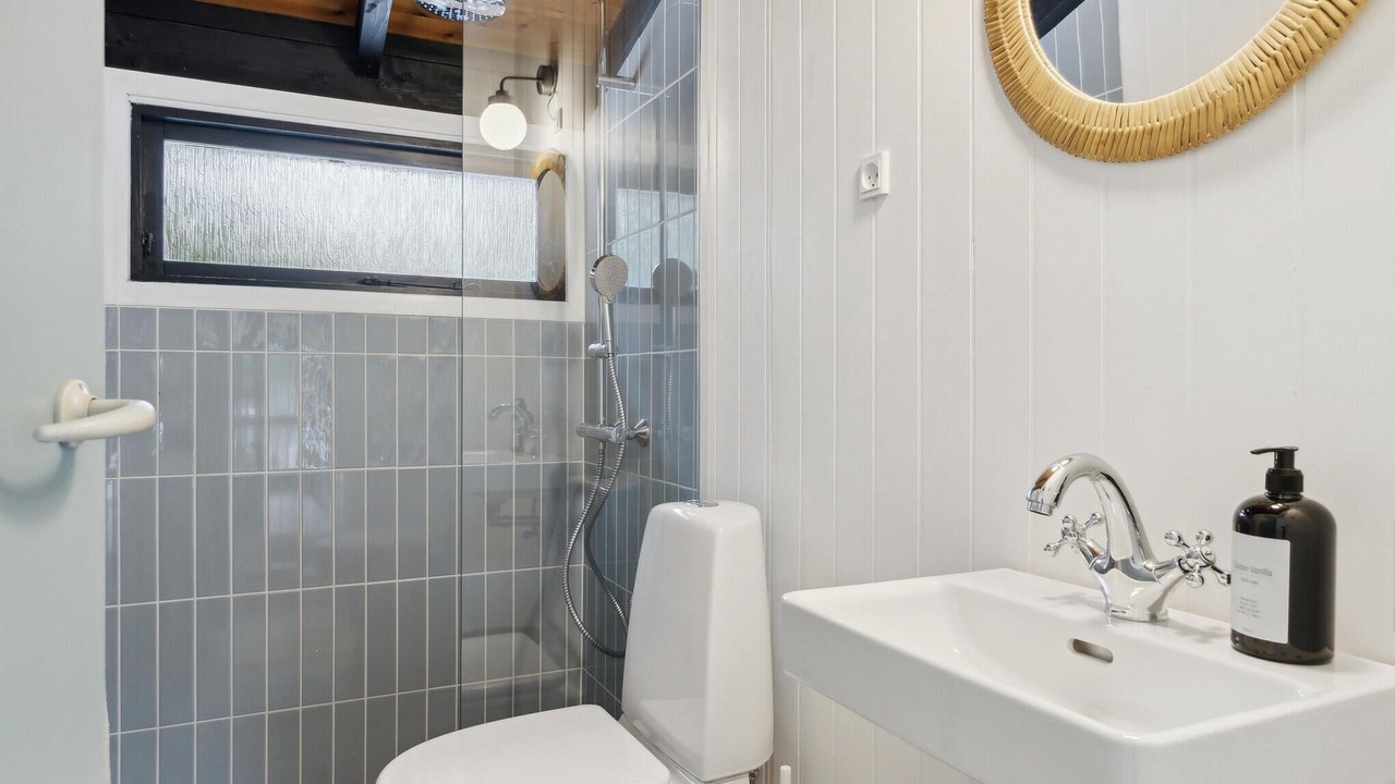 Photo of Bathroom in Yderby