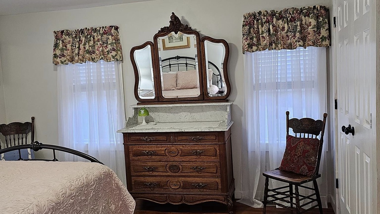 Photo of Bedroom in Homer