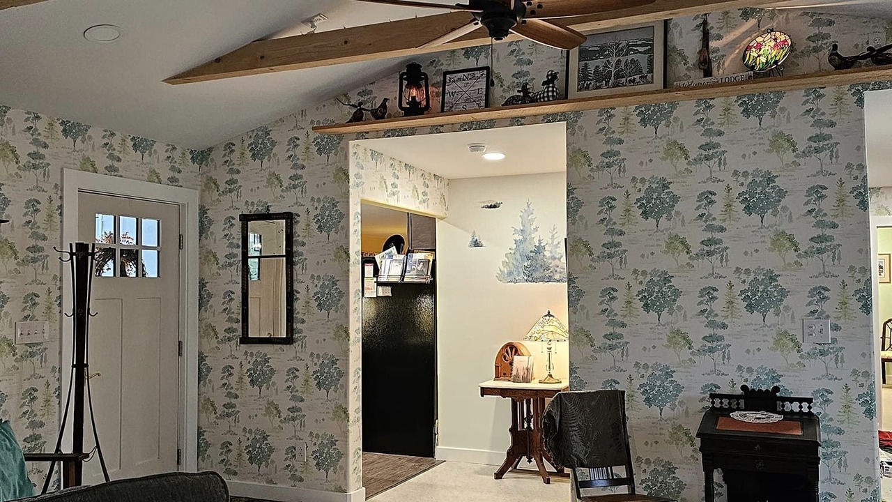 Photo of Livingroom in Homer
