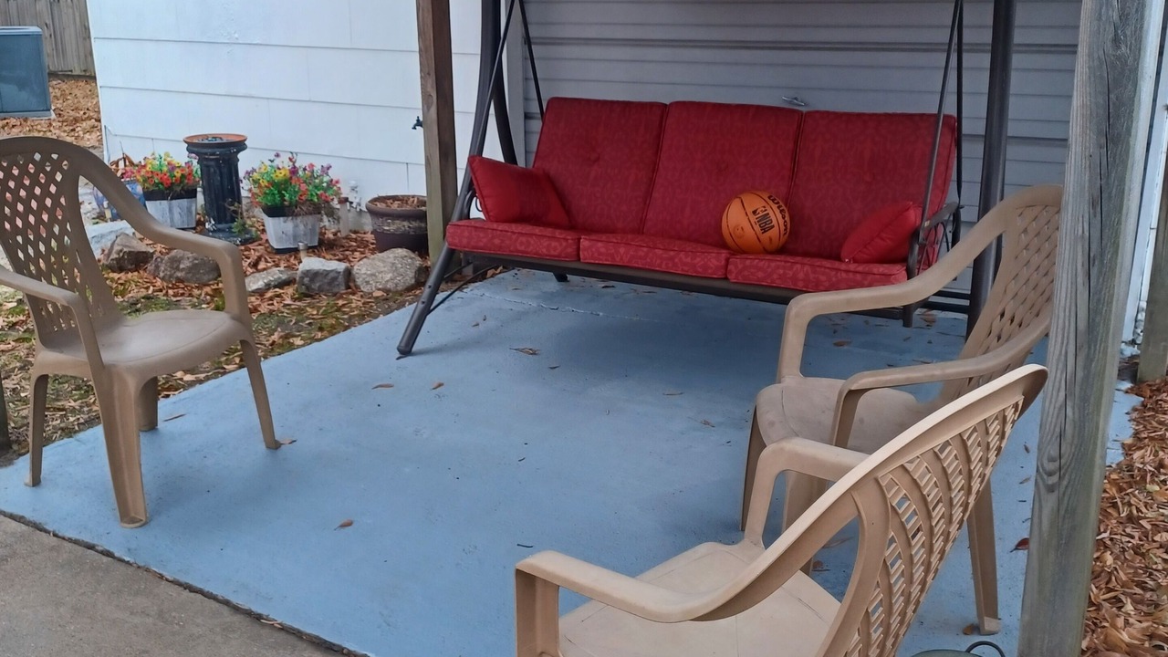 Photo of Patio Balcony in Chesapeake