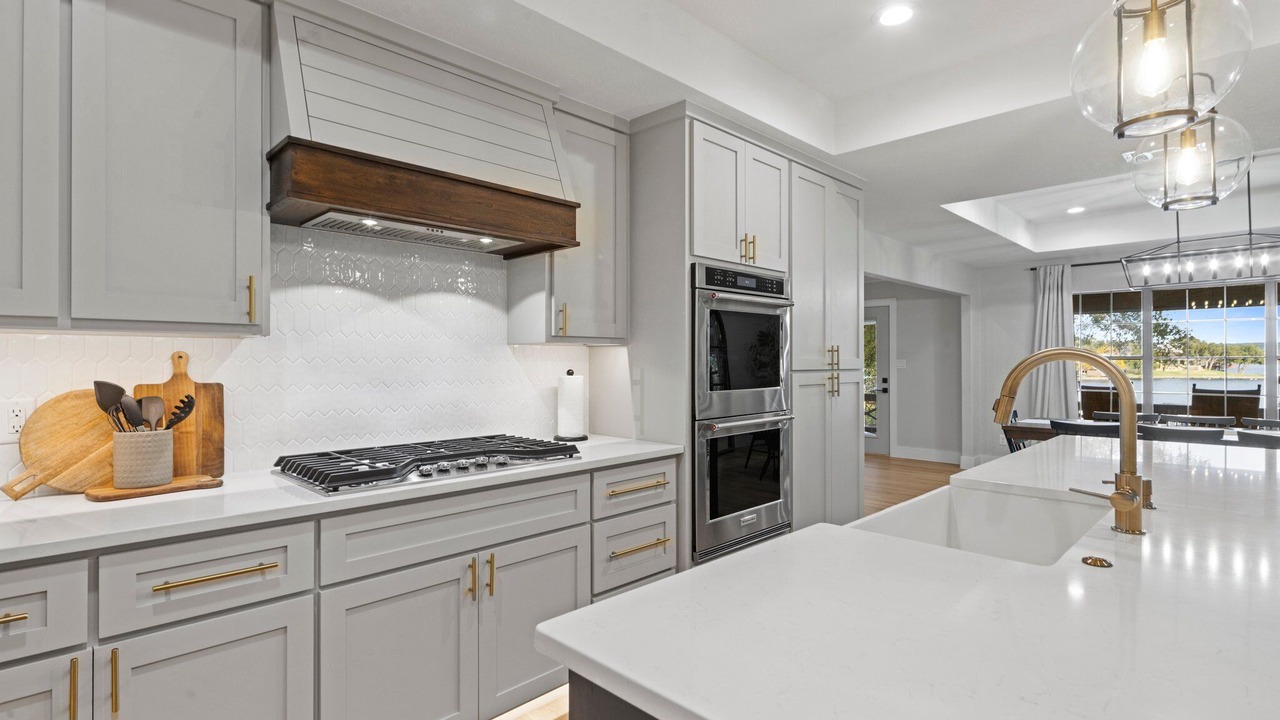 Photo of Kitchen in Buchanan Dam
