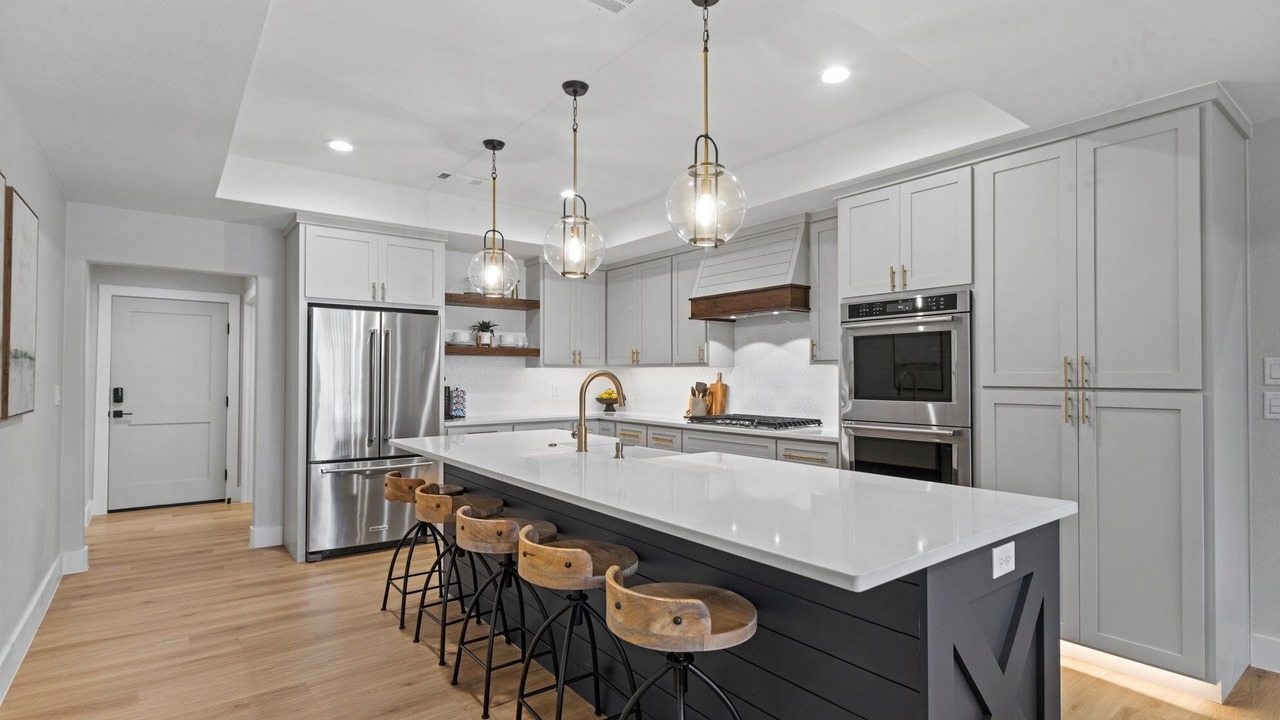 Photo of Kitchen in Buchanan Dam