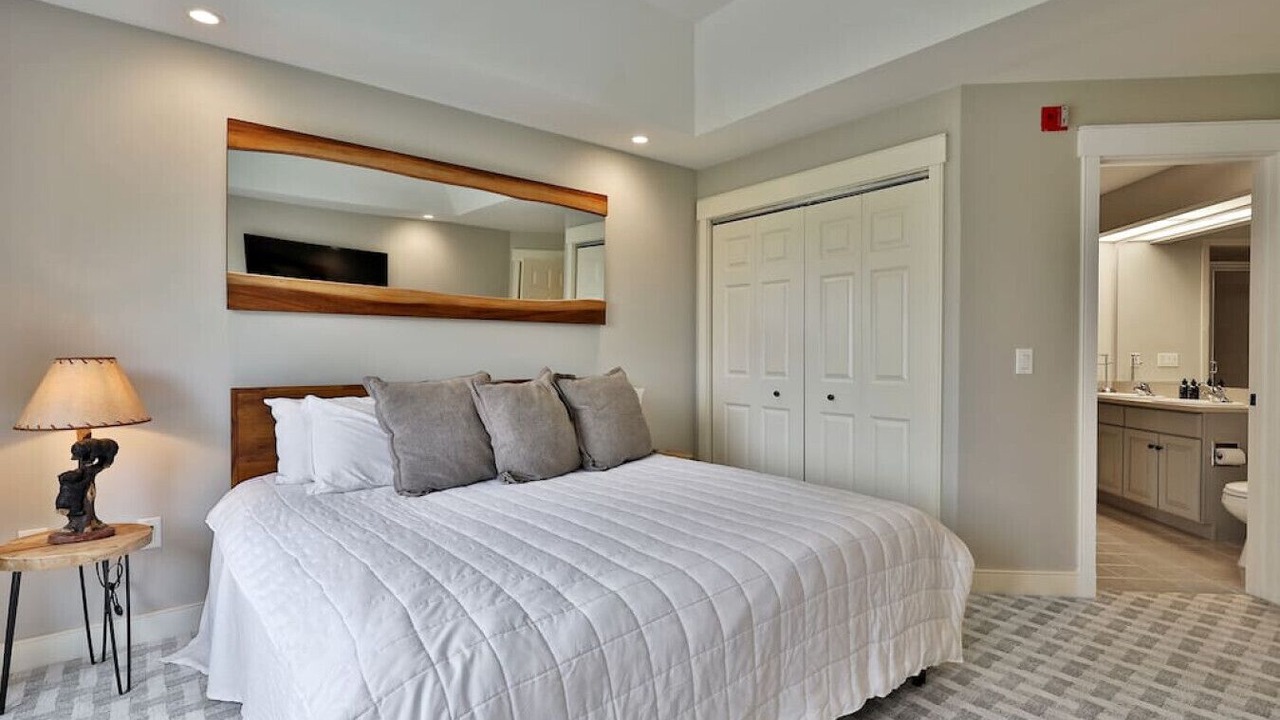 Photo of Bedroom in Ludlow