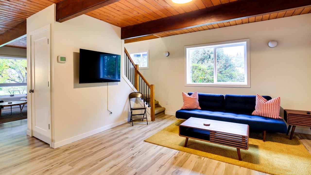 Photo of Livingroom in Carver