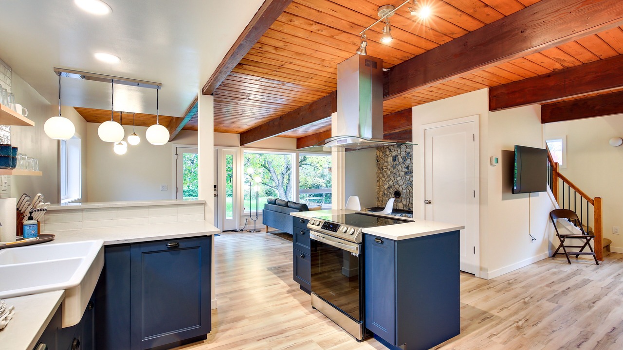 Photo of Others in Carver