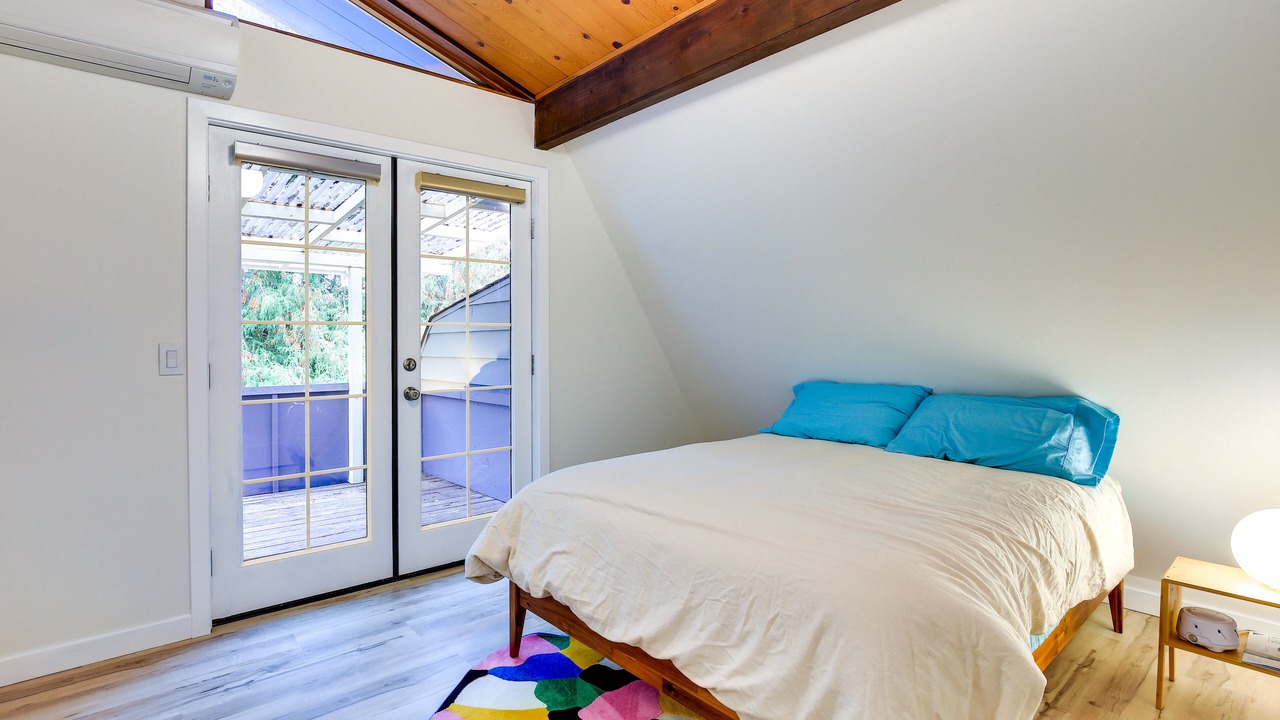 Photo of Others in Carver