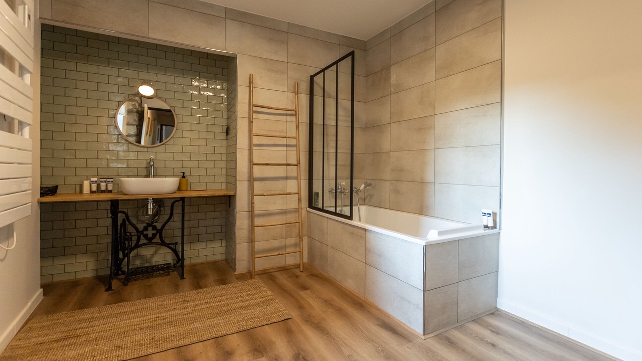 Photo of Bathroom in Berrias-et-Casteljau