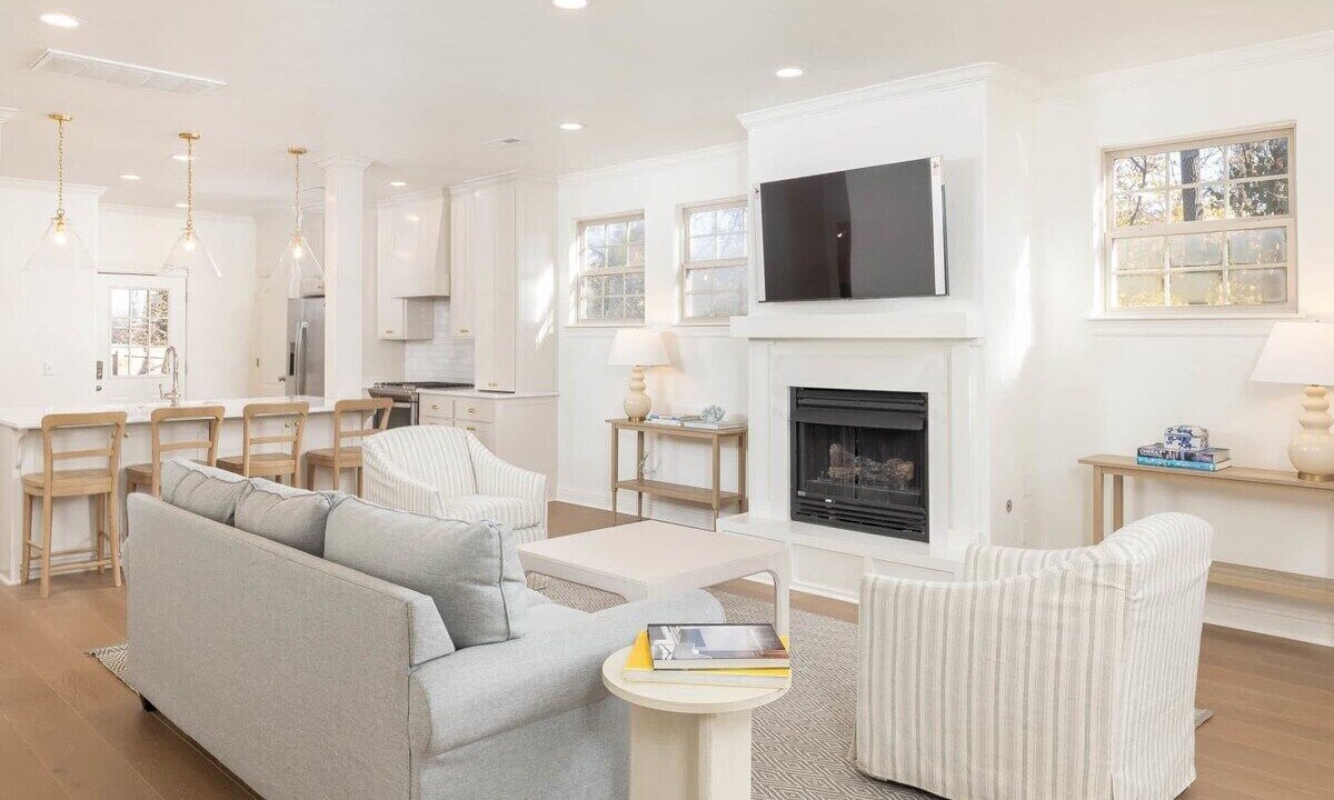 Photo of Livingroom in Fayetteville