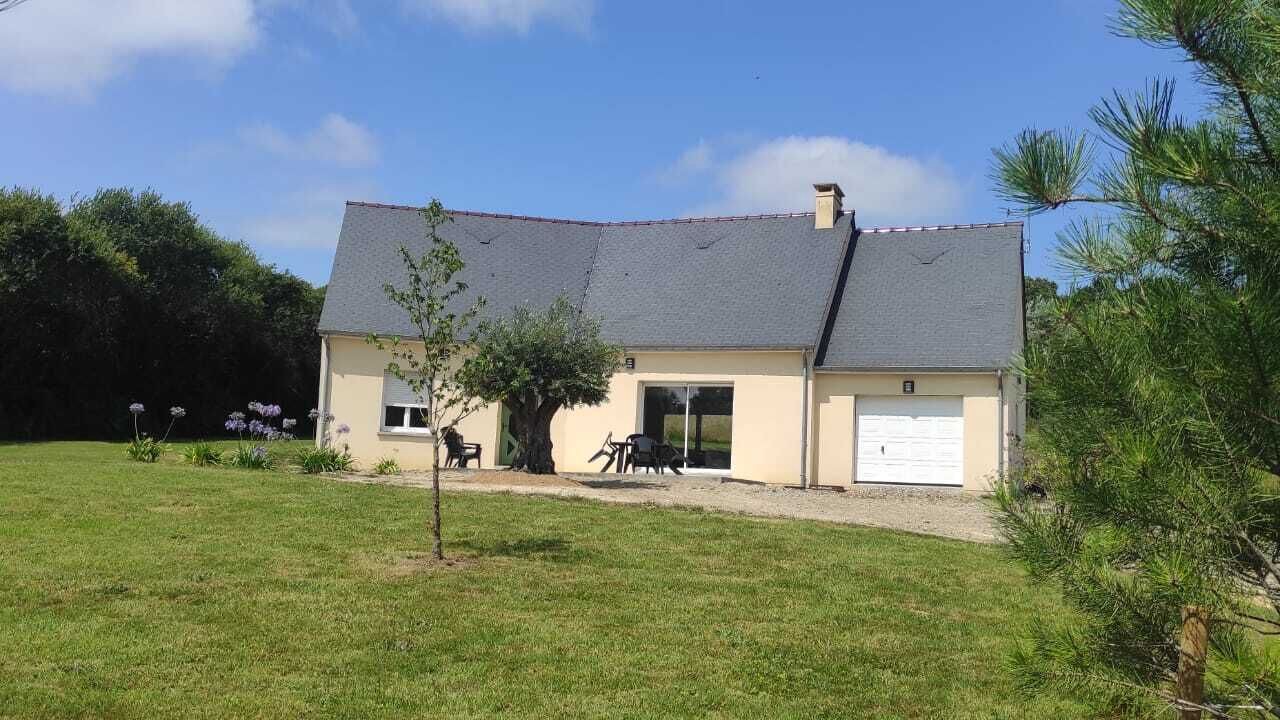 Photo of Outdoor in Varenguebec