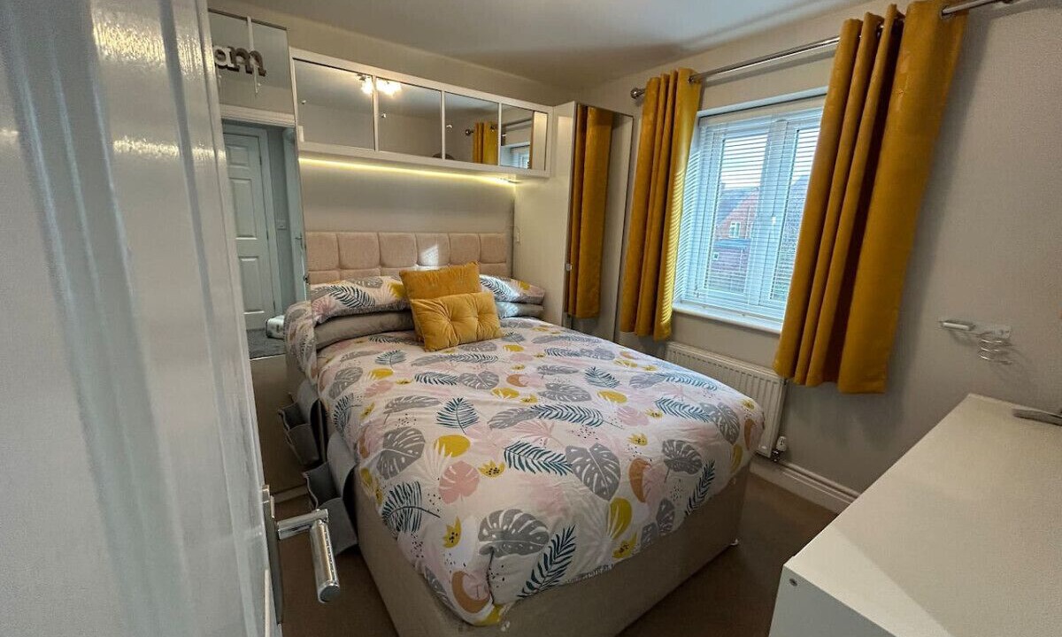 Photo of Others in Crewe