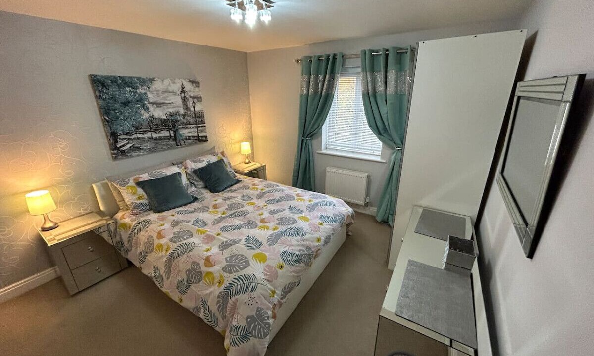 Photo of Others in Crewe