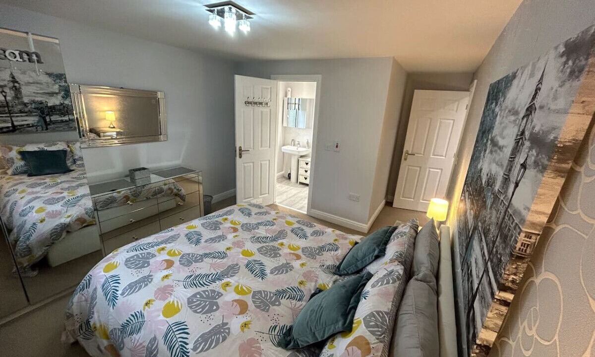 Photo of Others in Crewe