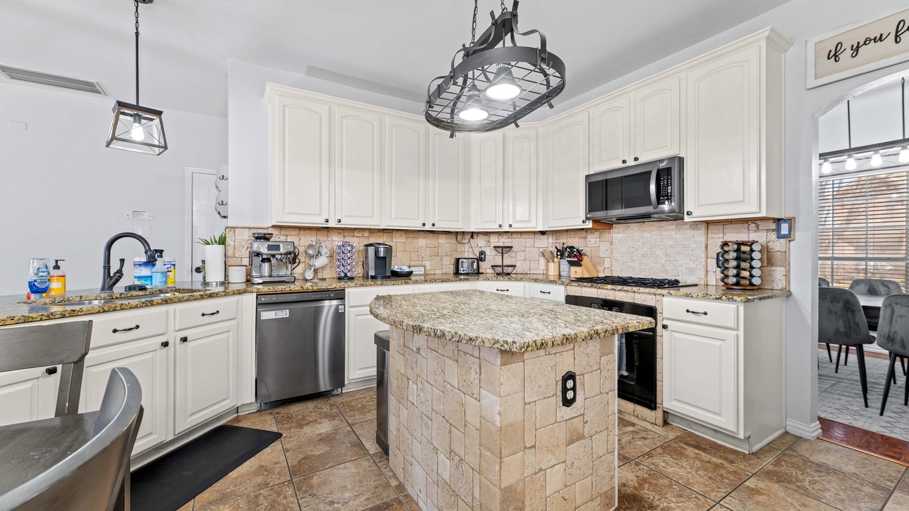 Photo of Kitchen in The Colony