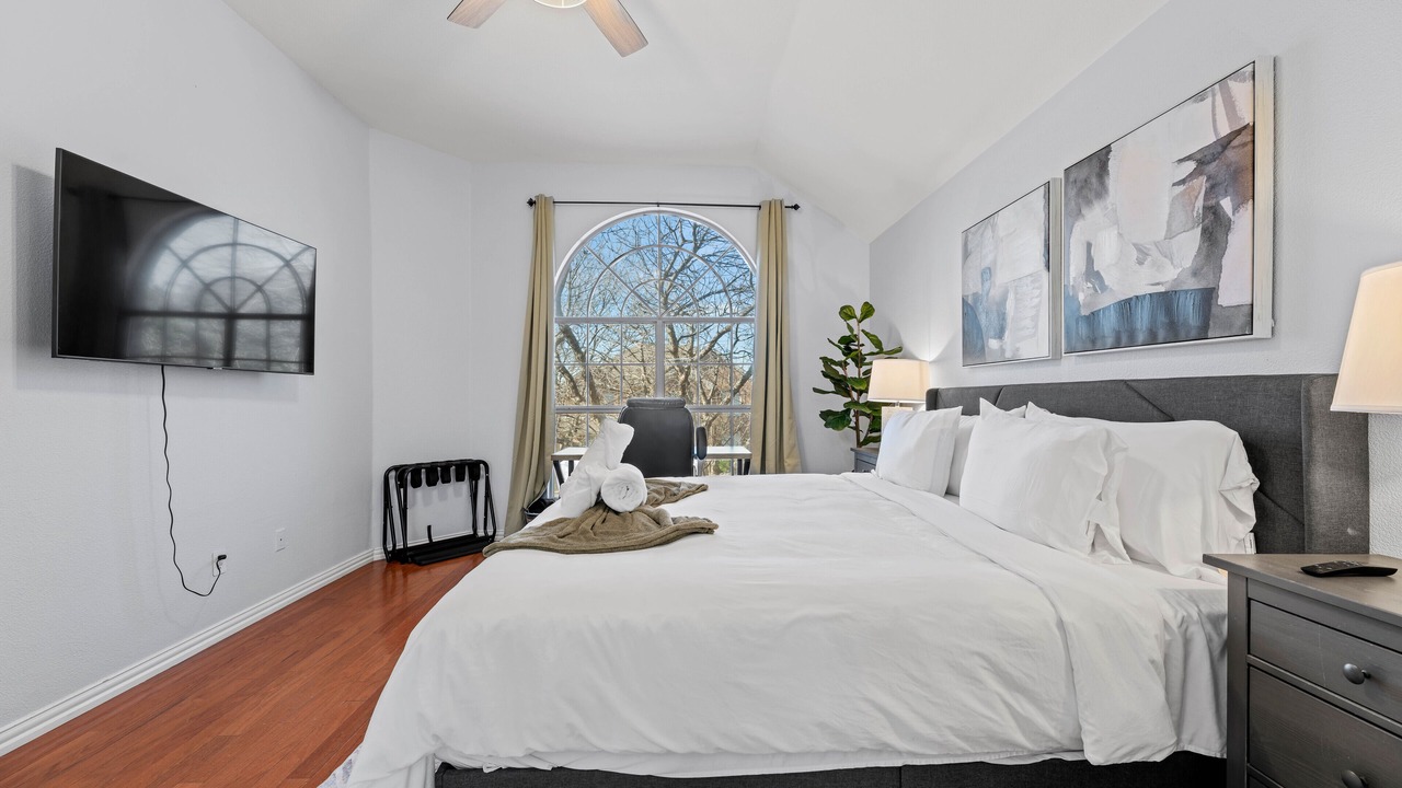 Photo of Bedroom in The Colony