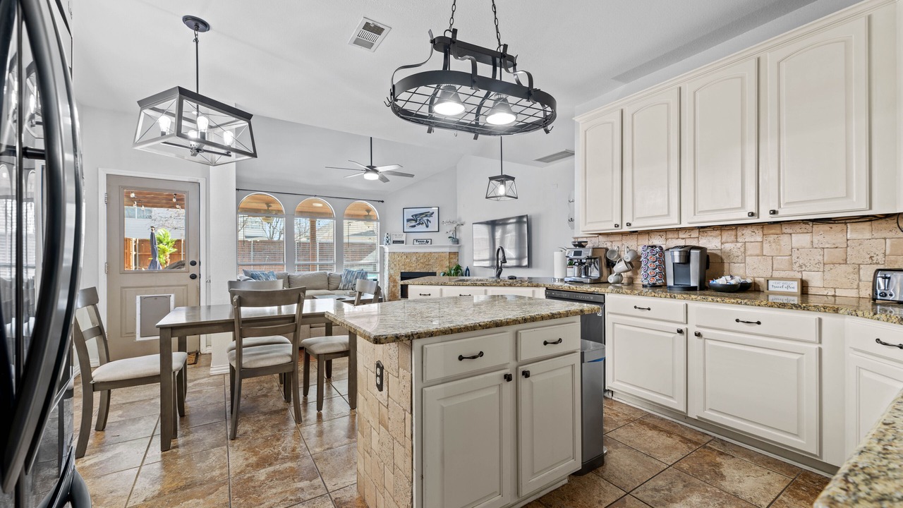 Photo of Kitchen in The Colony