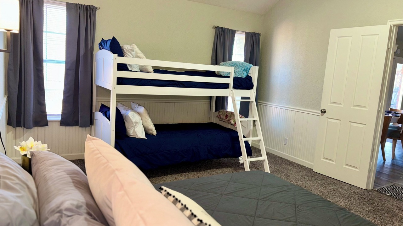 Photo of Bedroom in Edmond