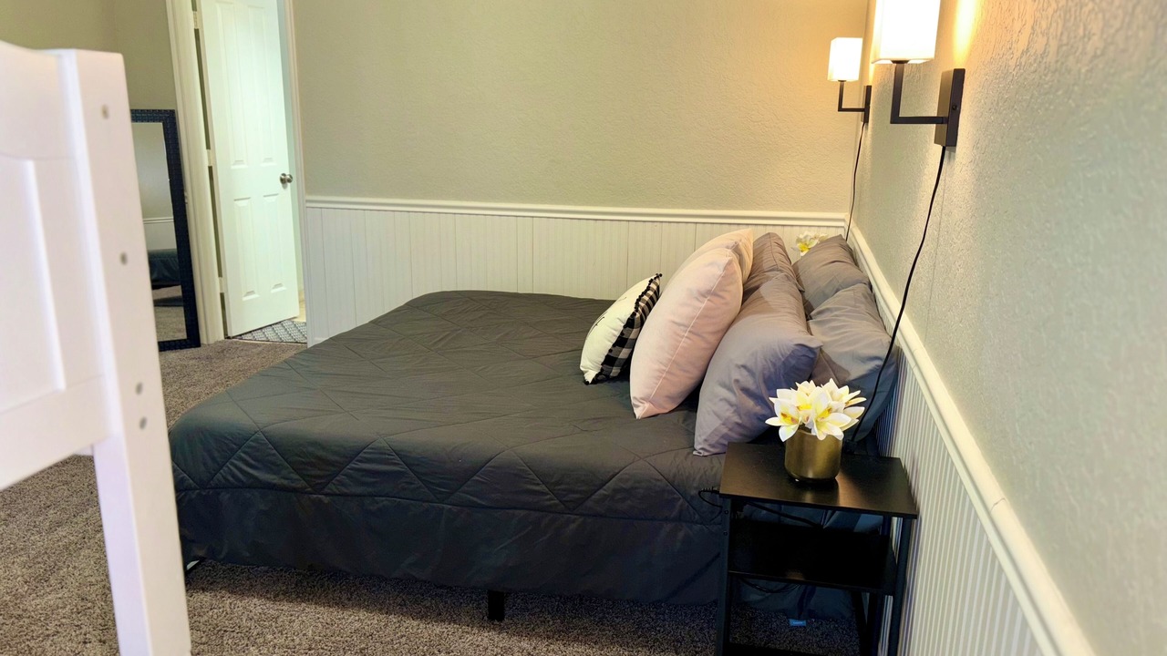 Photo of Bedroom in Edmond