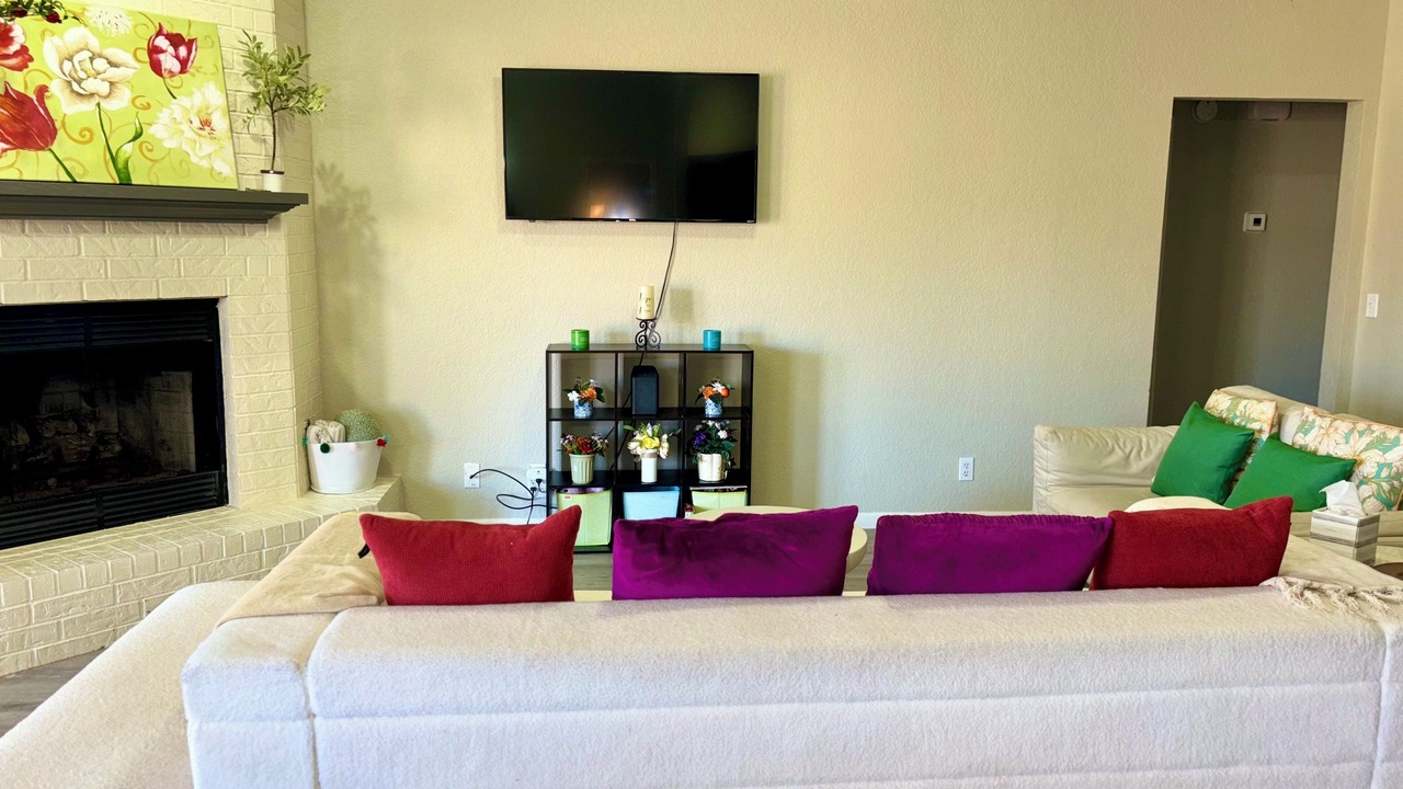 Photo of Livingroom in Edmond