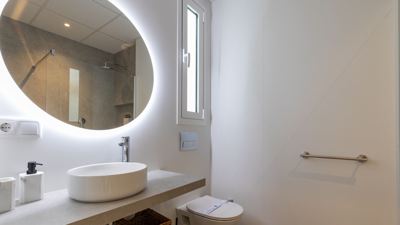 Photo of Bathroom in El Cabanyal