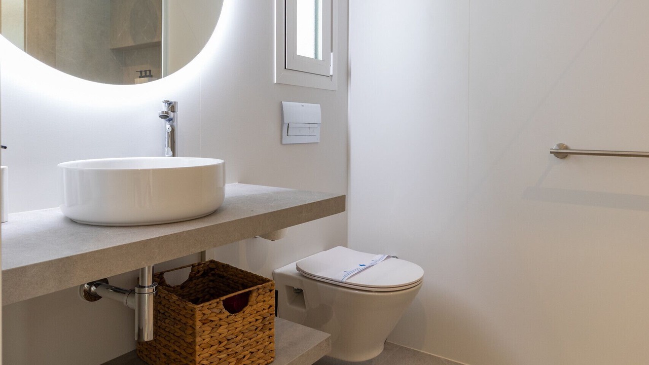 Photo of Bathroom in El Cabanyal