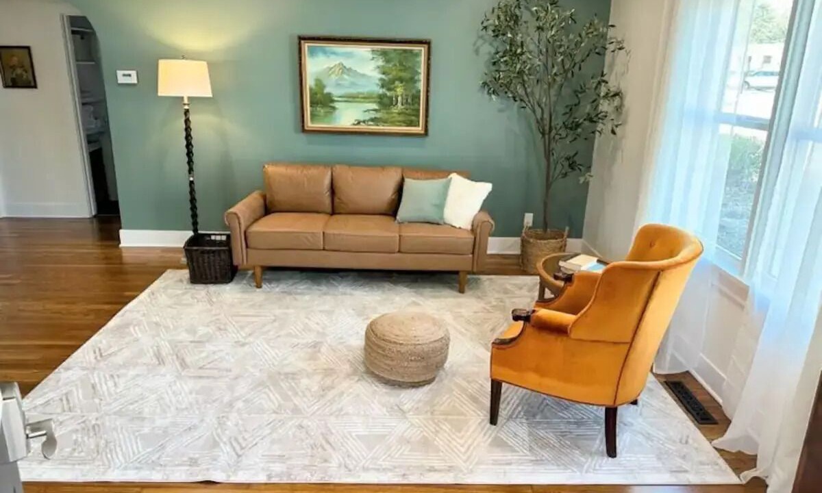 Photo of Livingroom in Hesston