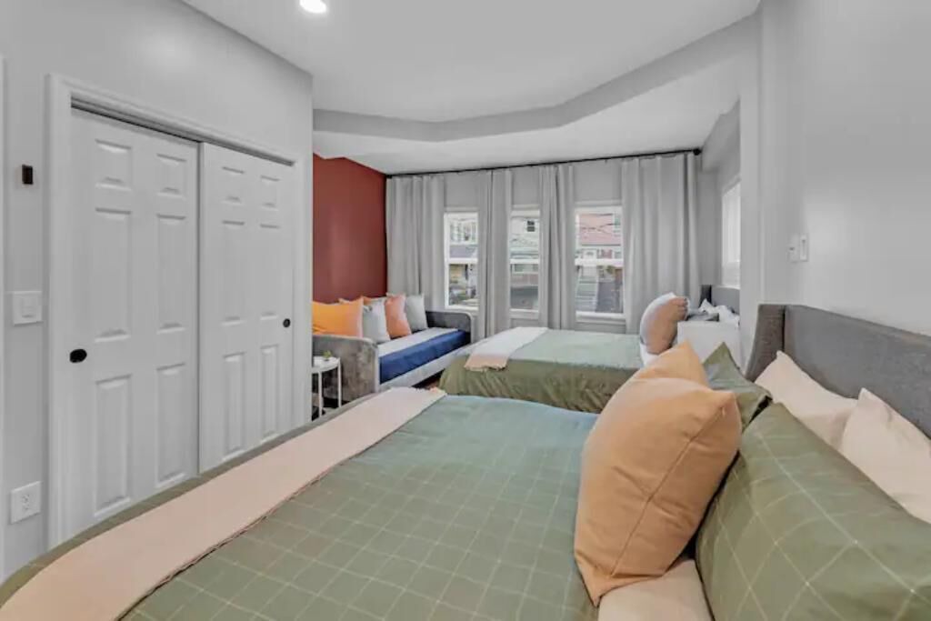 Photo of Bedroom in Bayonne