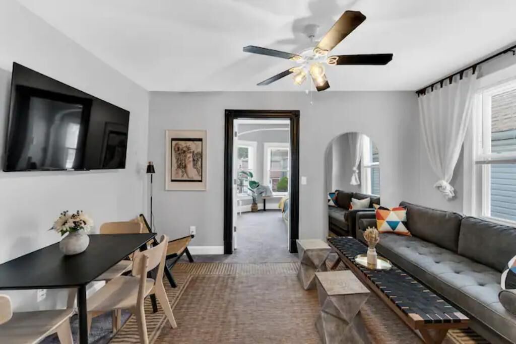 Photo of Livingroom in Bayonne