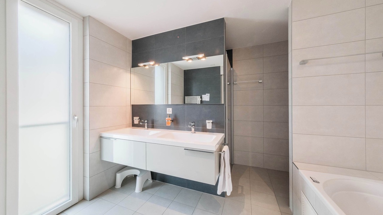 Photo of Bathroom in Montreux