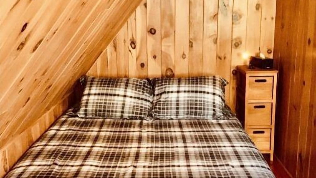 Photo of Bedroom in Saint-Michel-des-Saints