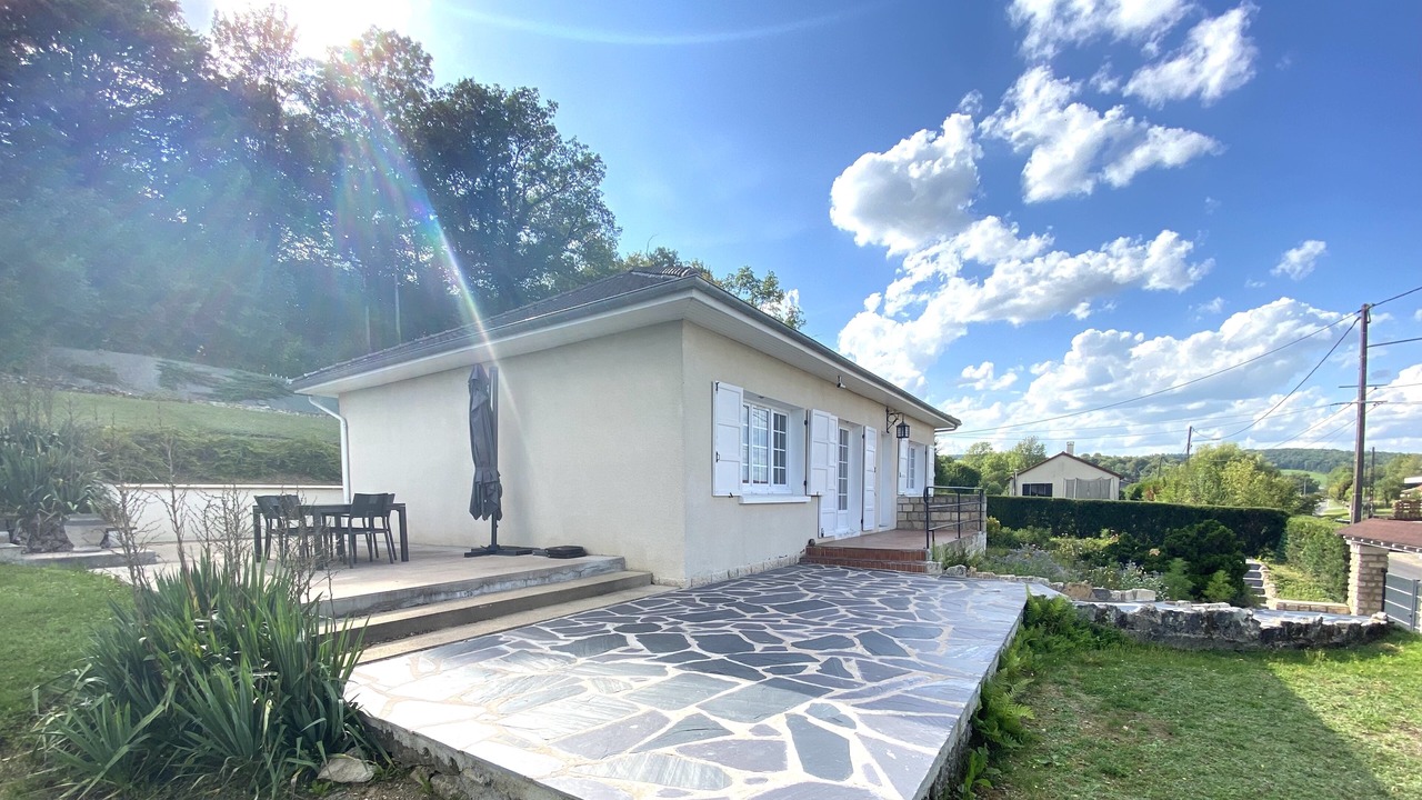 Photo of Patio Balcony in Brieulles-sur-Meuse