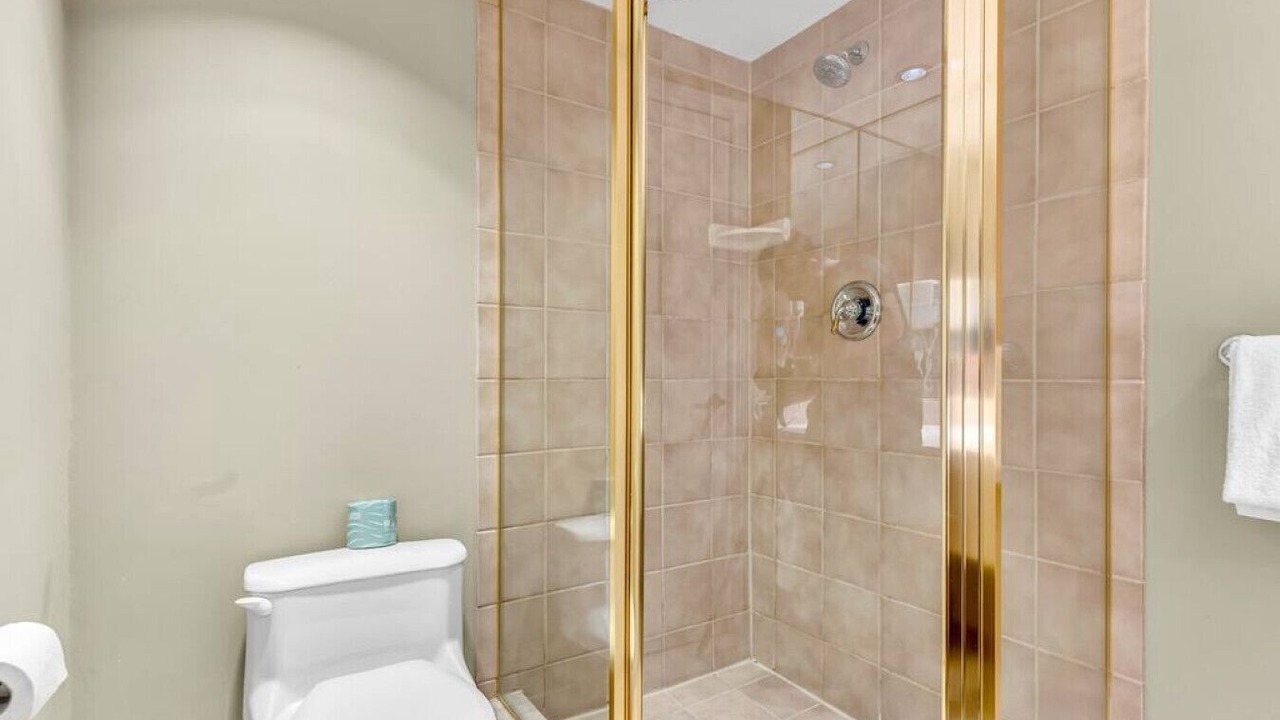 Photo of Bathroom in Oro-Medonte