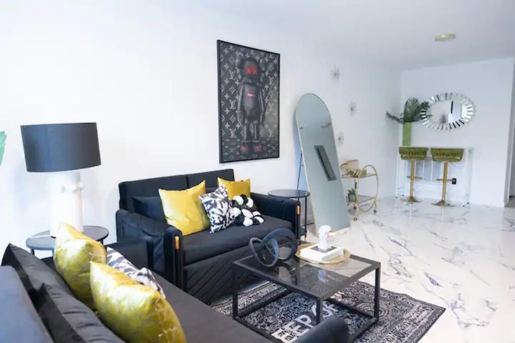 Photo of Livingroom in Irvington