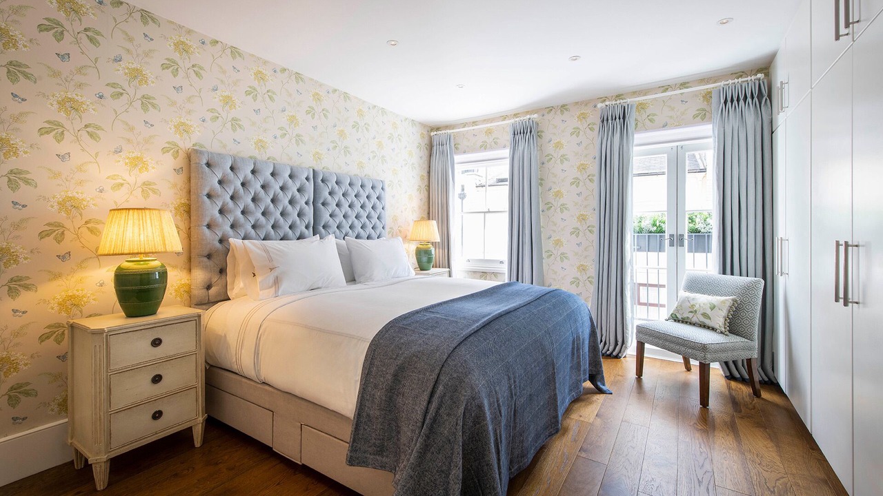 Photo of Others in South Kensington