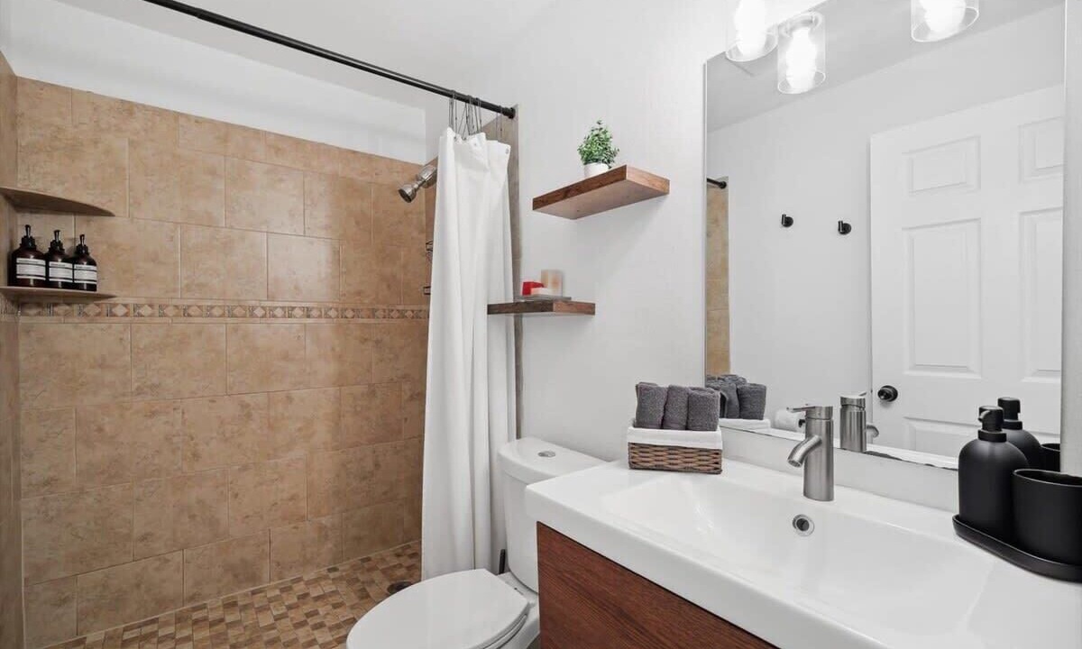 Photo of Bathroom in Old East Dallas