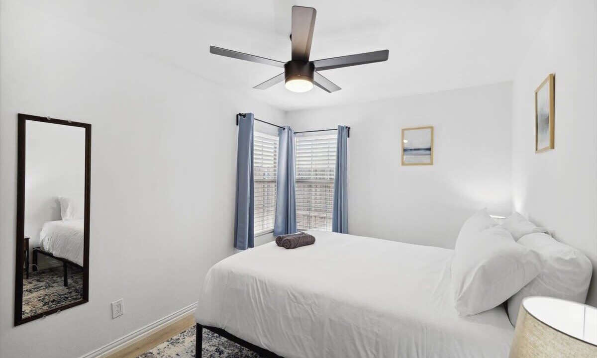 Photo of Bedroom in Old East Dallas