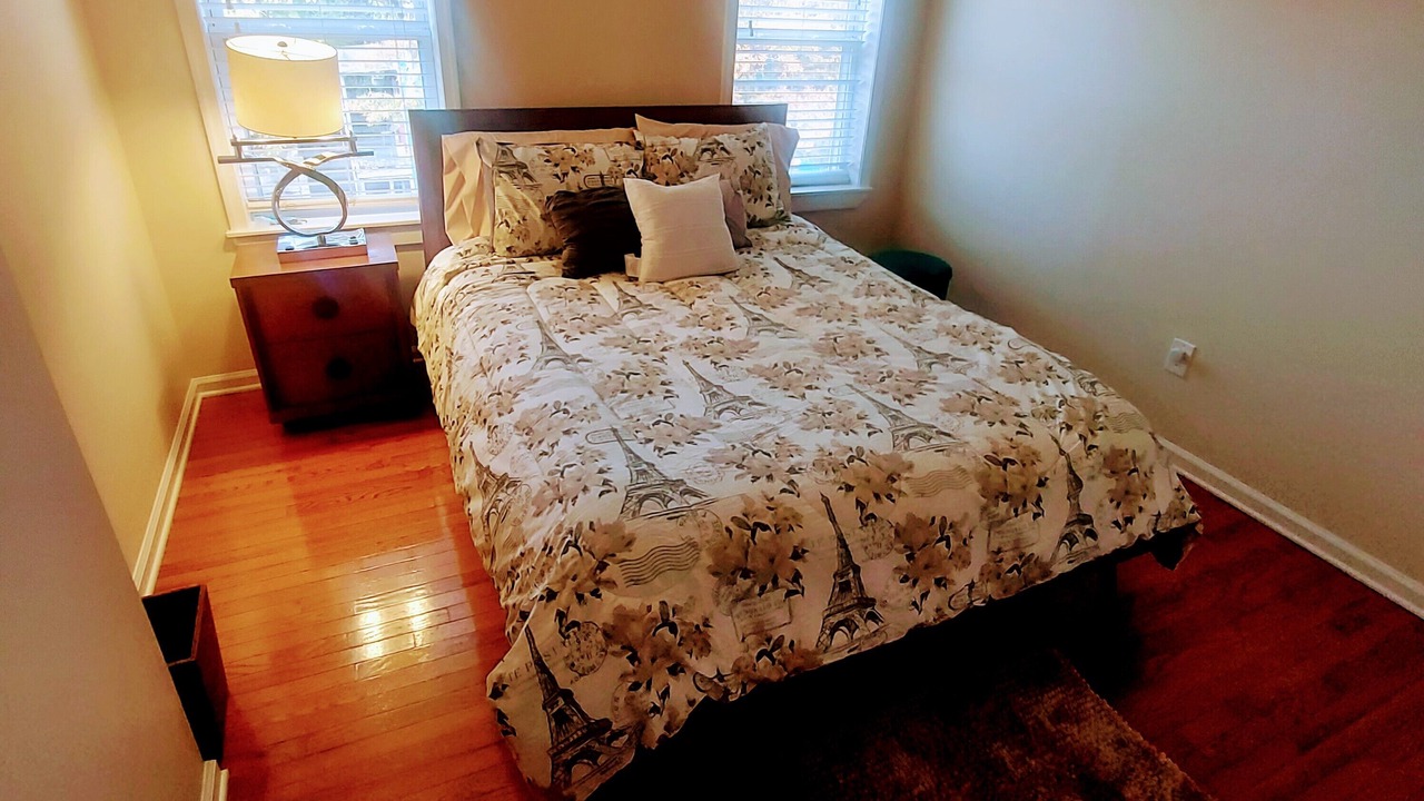 Photo of Bedroom in Downtown Baltimore