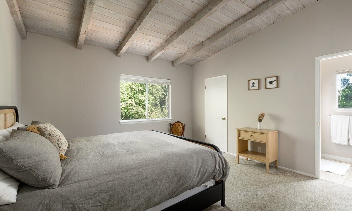 Photo of Bedroom in Ballard