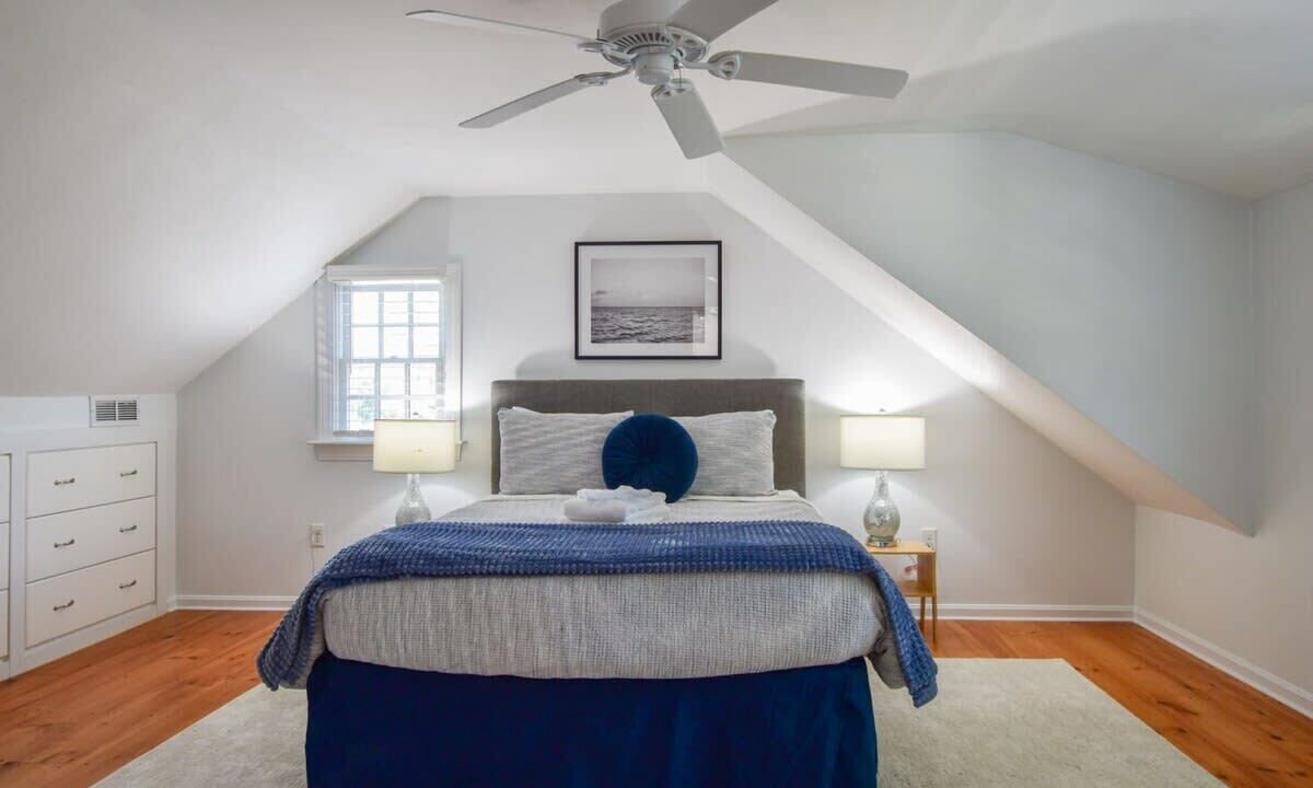 Photo of Bedroom in South Chatham