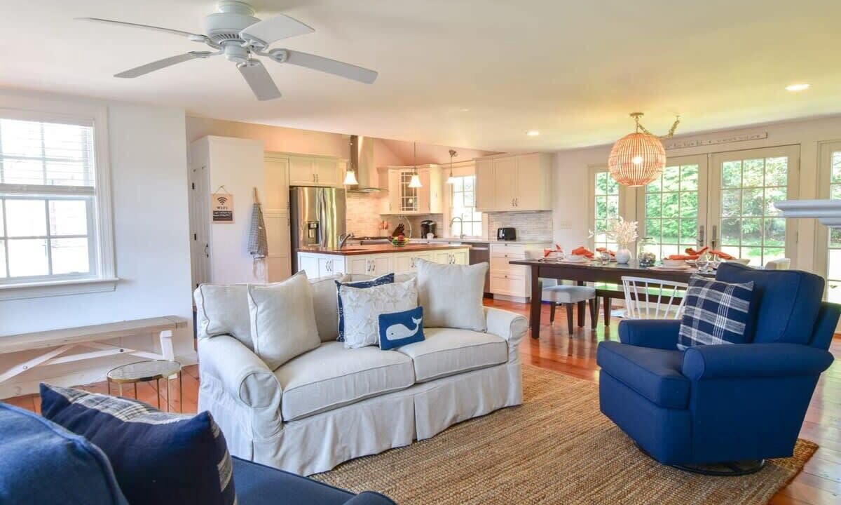 Photo of Livingroom in South Chatham