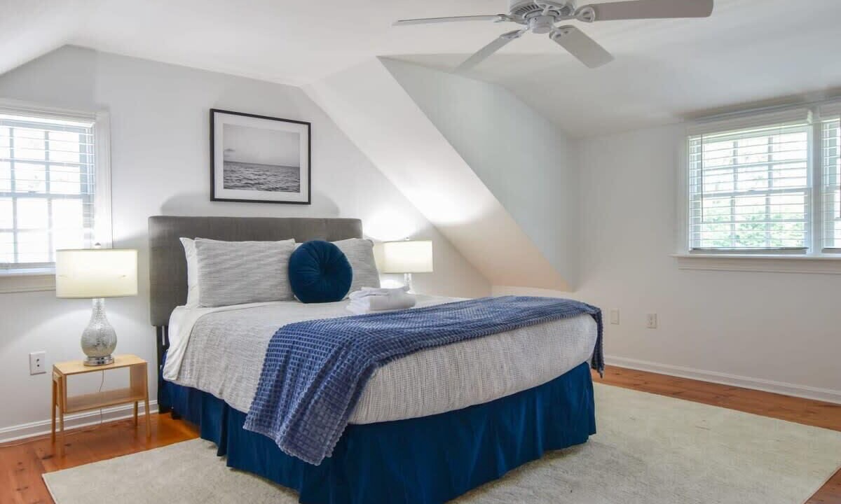 Photo of Bedroom in South Chatham