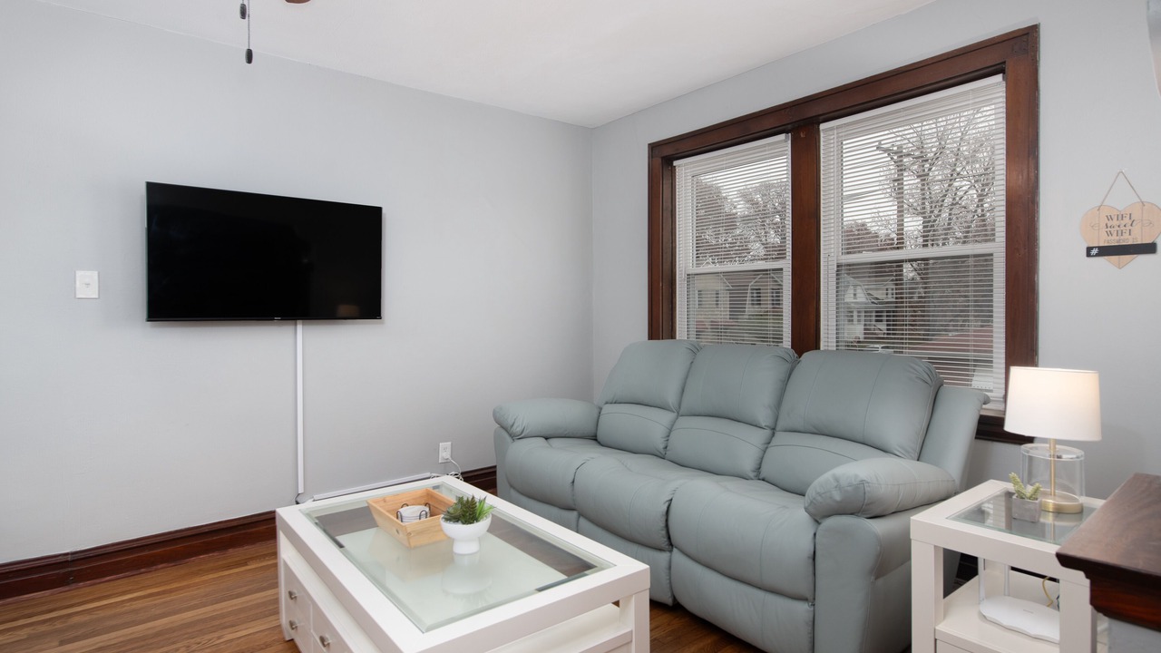 Photo of Livingroom in St. Louis