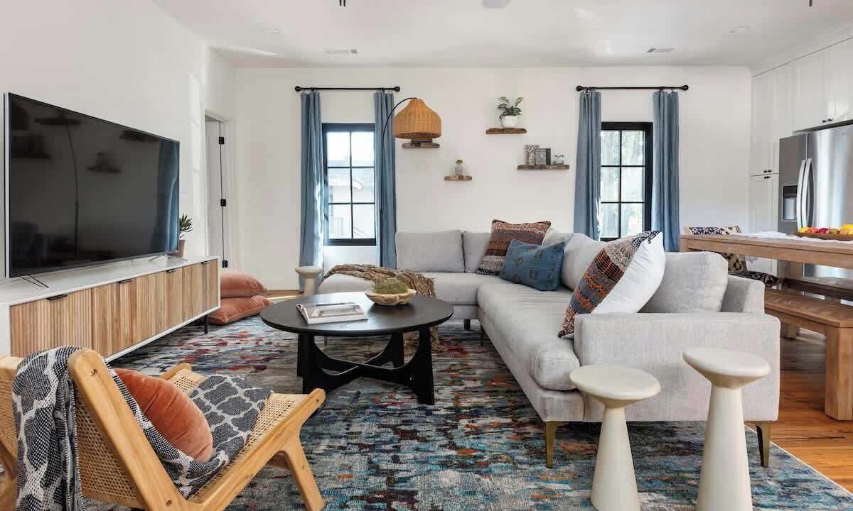 Photo of Livingroom in Piedmont Heights