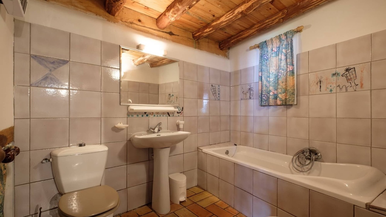 Photo of Bathroom in Fontiers-Cabardes
