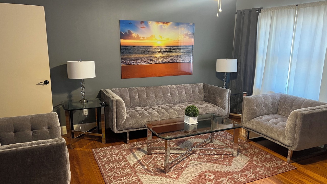 Photo of Livingroom in Albany