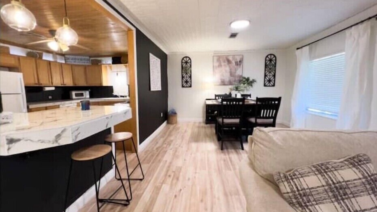 Photo of Livingroom in Vernon