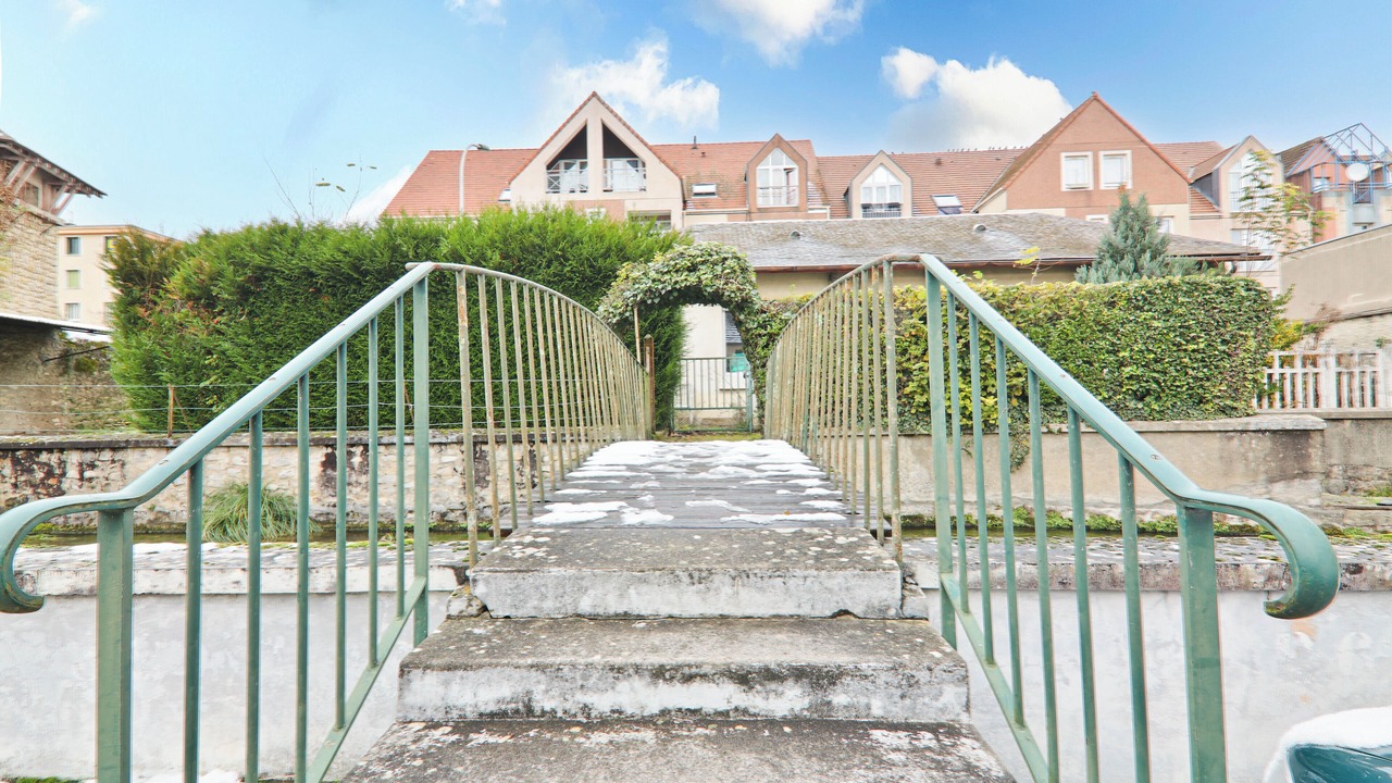 Photo of Outdoor in Etampes