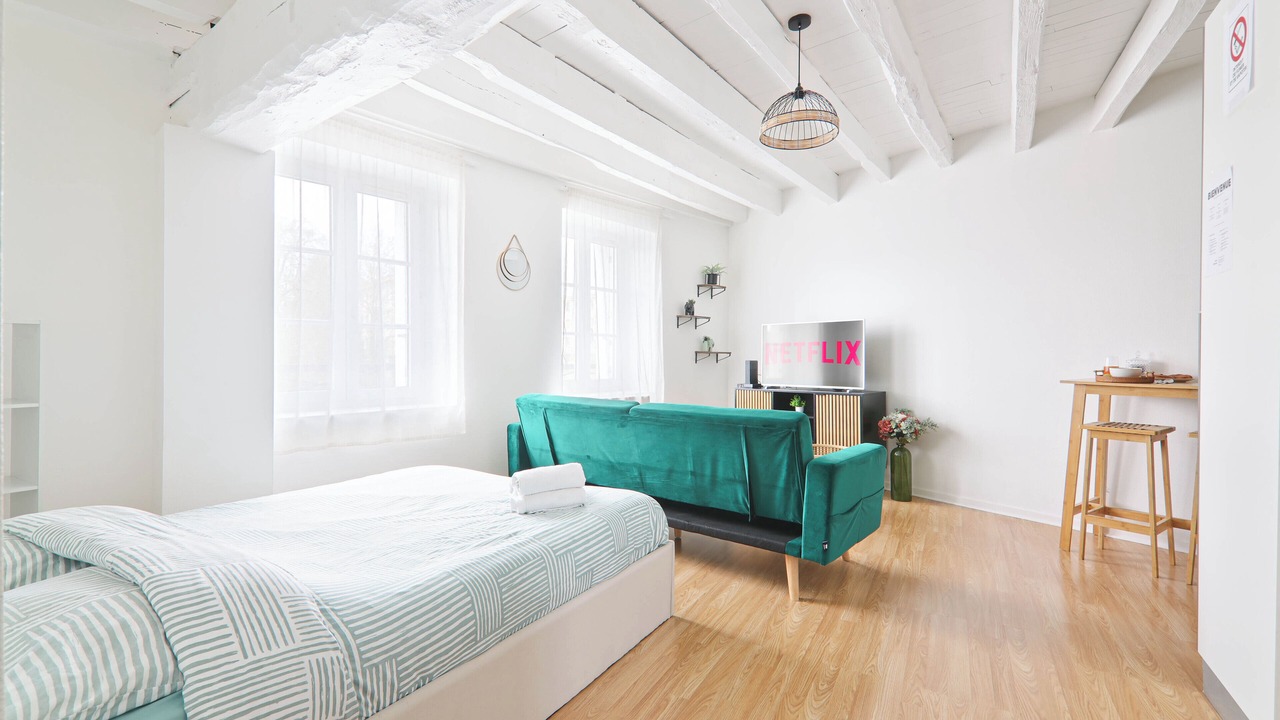 Photo of Bedroom in Etampes