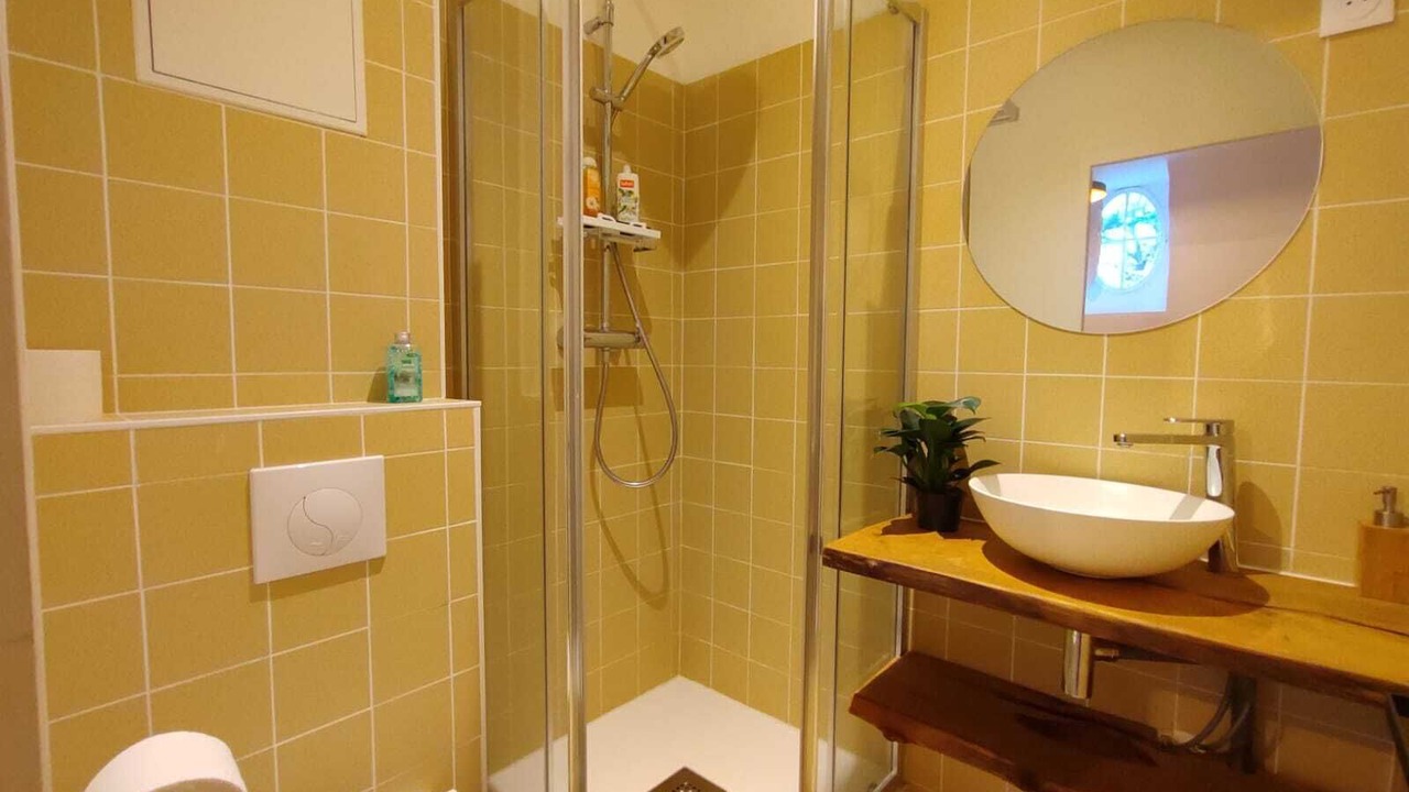 Photo of Bathroom in Saint-Sebastien-sur-Loire