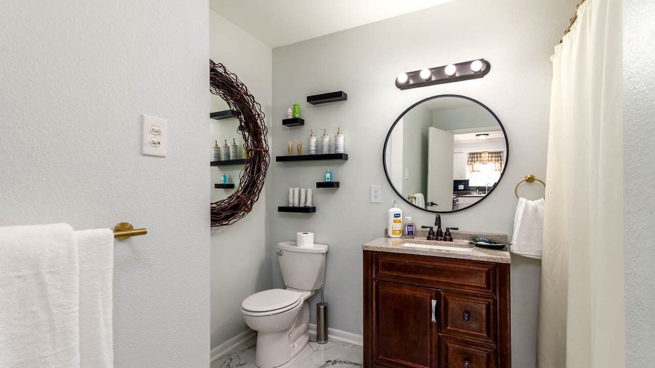 Photo of Bathroom in River Mountain