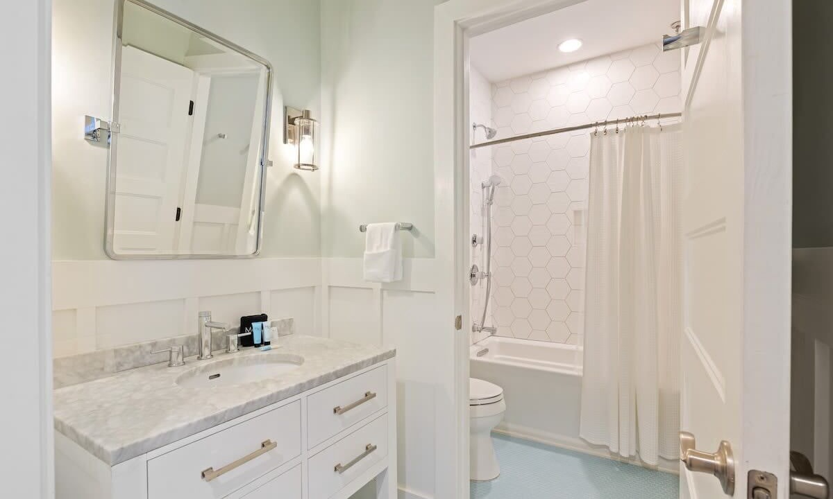 Photo of Bathroom in French Quarter